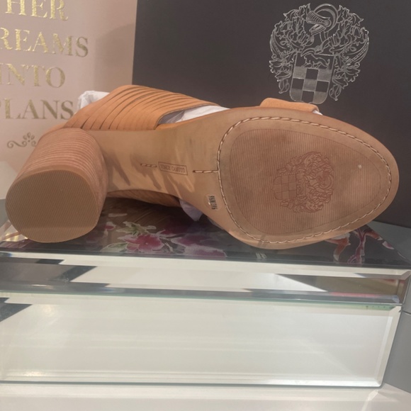 PEANUT LEATHER WOVEN SLINGBACK I VINCE CAMUTO - Picture 7 of 9